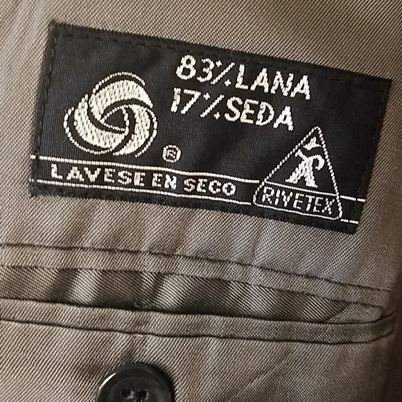 Suit jacket - Picture 3 of 3